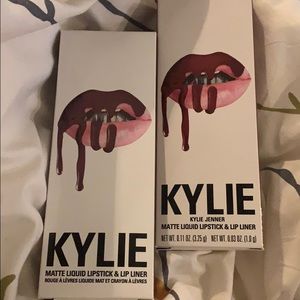 Kylie cosmetic lip kits authentic